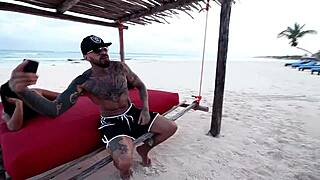 Mi Mujer Descubre Mensajes Calientes en Mi Celular de WhatsApp. Un Escándalo Amateur.