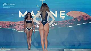 modelo culonasa in bikini showing ass.