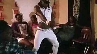 Cougars Hosting Wild Fuck Party with Hardcore Group Action