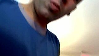 Skinny cutie gets hardbanged