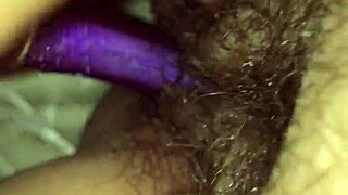 bbw uses vibrator on her hairy pussy in solo play