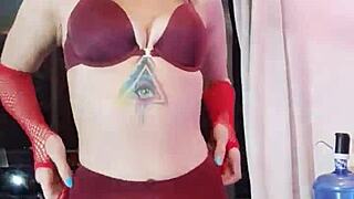 Zaramontoyareal's Webcam Dildo Masturbation