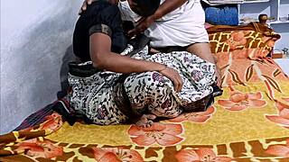 Desihotcouple - Update Indian Hot Wife Homemadeboobs Sucking Pussy Licking Part 1