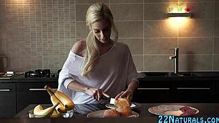 Blonde Babe Gives Intense Head