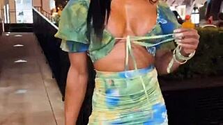 Erotic Female Muscle Babe Flexes Muscular Body