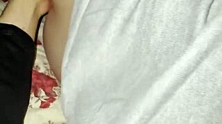 Video Casero de Mexicana Estudiante Tetona en Casa