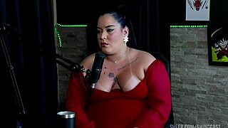 Who’s hotter in this swing cast with Pri Melancia?