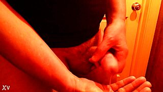 Jbarths indulges in a liquid lunch by eating his own cumshot in this detailed scene