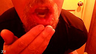 Jbarths indulges in a liquid lunch by eating his own cumshot in this detailed scene