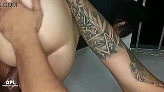 porno casero con nueva puta cachonda que se deja coger duro