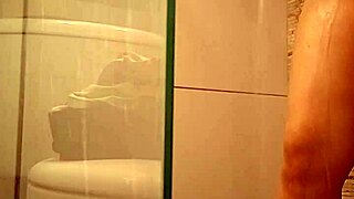 Venezuelan Stepsister Milet Gets Spied On While Bathing And Shaving Her Pussy On Real Spy Cam.