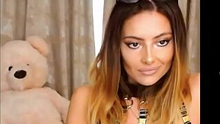 Gorgeous Cam Model Intensely Teases On Webcam With Seductive Moves