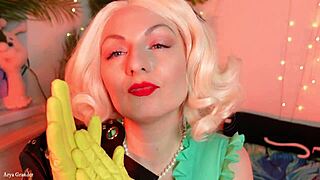 ASMR VIDEO - YELLOW HOUSEHOLD GLOVES!