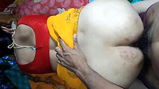 Bahu Enters Sasur's Room with Dirty Talk