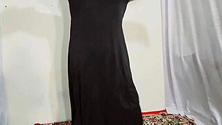 Arabic sexy hot girl dancing erotically