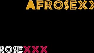 1 girl sucking a ball 1 the other and 1 sucking the dick 😜