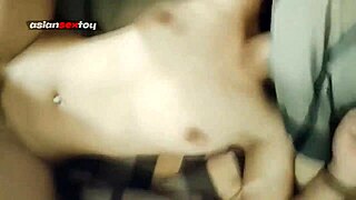 Amateur asian girl fucked and cummed on hairy pussy