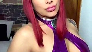My curvy stepmom dresses as Starfire for me to fuck her on Halloween part 2