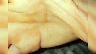 le dije a mi mama que me iba a quedar en casa de una amiga me graban en casa del compañero de la escuela que me gusta un compañero del salón me mete su verga dura y gruesa video casero