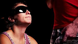 blind girl cheats in taste game