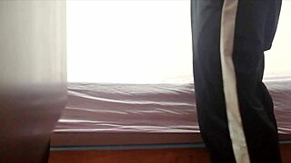 puta argentina puts condom on with mouth 😈