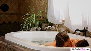 lesbian teen babe scissoring with best friends