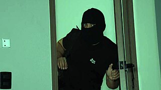 Stranger enters house, discovers big-assed brunette