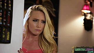 Glamour babes eating pussy so wet 😋