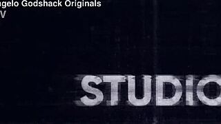 Jennifer Mendez feels intense pleasure in hardcore gangbang cum swallow