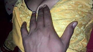 Newly married bhabhi cheats husband and gets fucked by devar in rough homemade