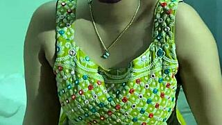 my hot indian girlfriend fuck in first time