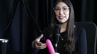 Veja A Entrevista Safada E Cheia De Putaria Com A Melina Khalifa No Porn Cast Brazil - Parte 4 Watch On Sheer Red