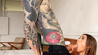 amateur nikki nicole riding creampie