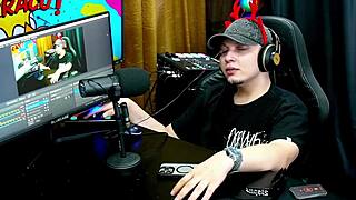 O natal está chegando a psy lunar trouxe presente um vibrador gigante oque você faria com essa safada - podcast pópum no barraco