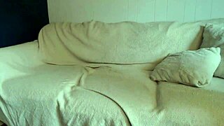 gorgeous model girl masturbates on webcam