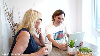 Bianca Fitcougar Gets Fucked And Squirts Everywhere!