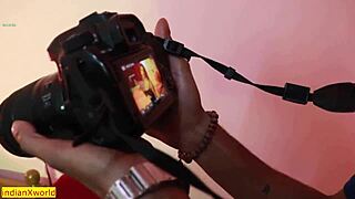 indian 18yr photographer gifts first sex to famous model