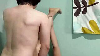 I followed a Venezuelan with big ass in her apartment 😏