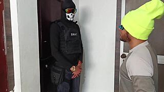 Colombian woman cheats sensually with Cuban man at nightclub, her big tits delicious 😍