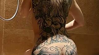 carolina iena soaps her shaved pussy and wrinkled feet in a teasing italian shower orgasm