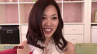 sultry japanese milf yabuki teases in stockings toys herself seductively on cam 😘🧸👣