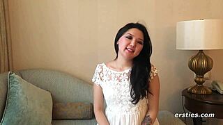 hey ameliya how's that shaved pussy feel with your fingers deep inside?