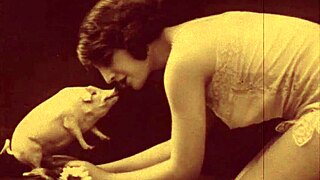 Vintage Erotic Drawings Reveal Antique Sensual Poses and Curves