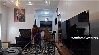 i luv watchin chubby ebony milf shakin her huge ass naked doin chores... damn