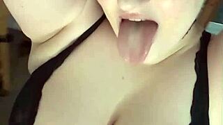 Chubby babe spreads juicy pussy lips and big ass in sensual homemade tease