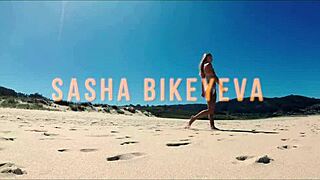 travel show with sasha ikeyeva bikini ass on spanish doninos beach
