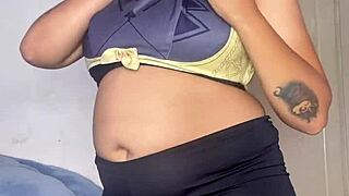 Varesa preps chubby Genshin Impact cosplay con body!