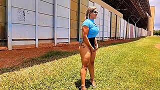 she loves showin off n givin ass in forbidden spots, even pees after cummin... full vid premium vagninho e luna oliveira