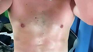 Arnold Sylver's curvy bodybuilder hips sway in super sensual erotic baile