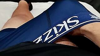 Tiny phimosis cock handjobs cum hard on girlfriend's wet pussy